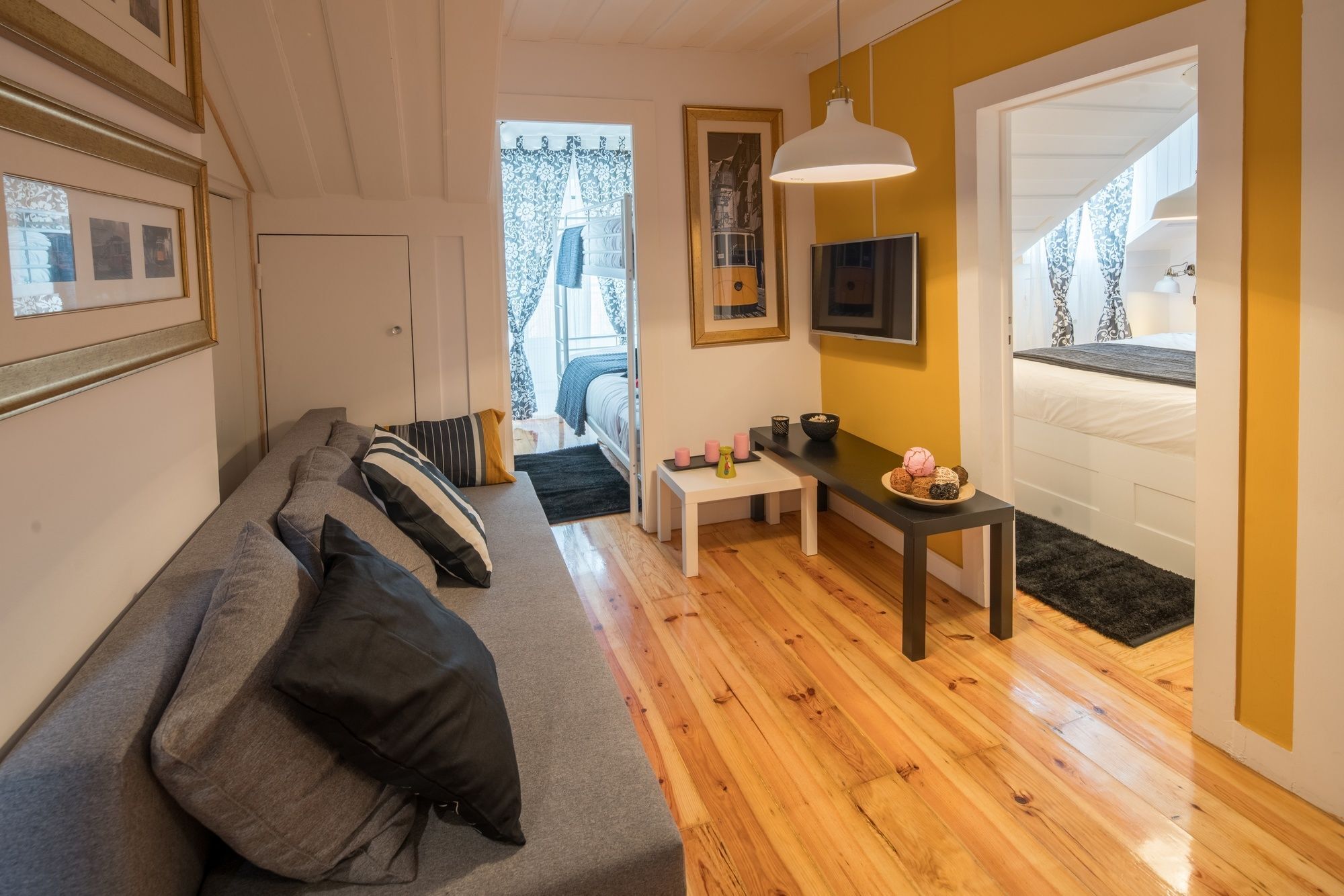 Lisbon Fragrances Apartment Exterior photo